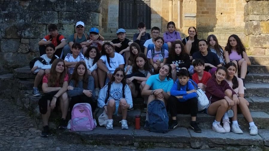 La semana pasada alumnado de 1° y 2° de ESO pudieron vivir una experiencia educativa y personal muy especial y enriquecedora, una inmersión lingüística (en inglés).