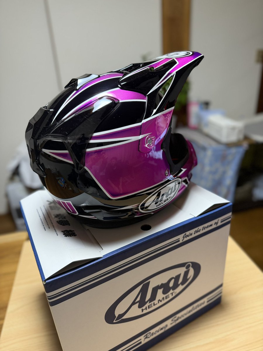 hide (歩夢) tweet media