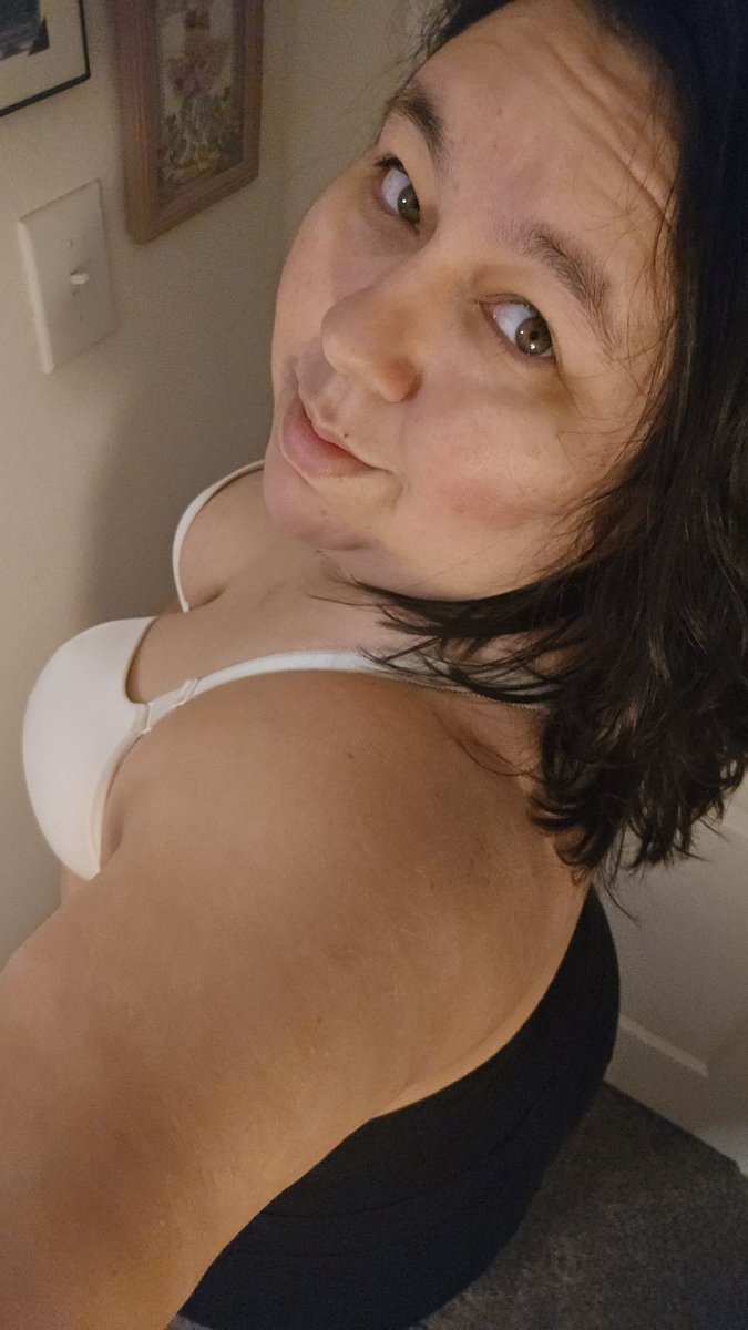 Texas MILF tweet media