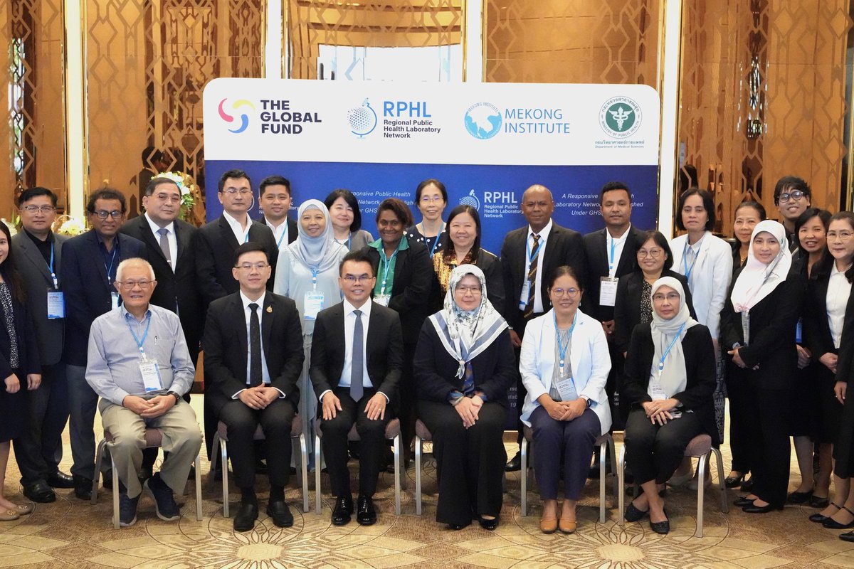 DMScNEWs's tweet image. 📰 NEWS | #กรมวิทยาศาสตร์การแพทย์ ร่วมกับ 14 ประเทศสมาชิก #RPHLNetwork จัดประชุมใหญ่ประจำปี เสริมสร้างความร่วมมือและพัฒนาขีดความสามารถด้านระบบห้องปฏิบัติการสาธารณสุข
อ่านข่าว : shorturl.asia/1OTIo
#FromLabToLife 🌏
#กรมวิทยาศาสตร์การแพทย์ 🧪
#กระทรวงสาธารณสุข 🏥