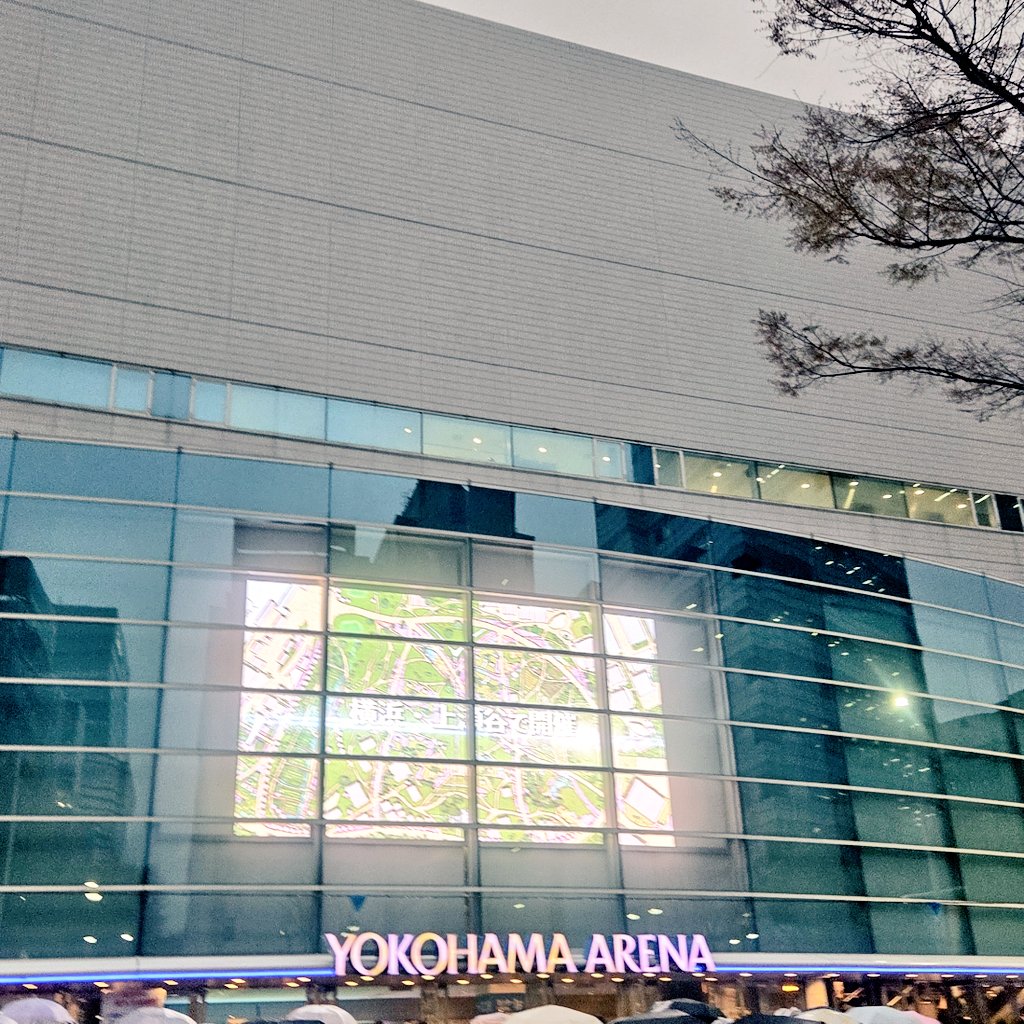 nagahamajun's tweet photo. 横浜アリーナでSixTONES LIVE TOUR 2026「MILESixTONES」を鑑賞。

みんなの“近くにいたい”気持ちが詰まった空間は、高まって、笑って、心がリフレッシュできる場所でした。

この6年半を思い出した大切な時間。

#SixTONES_MILESixTONES 22/50公演目。体調に気をつけて無事完走を、とエール。 https://t.co/8ugVMMERTi