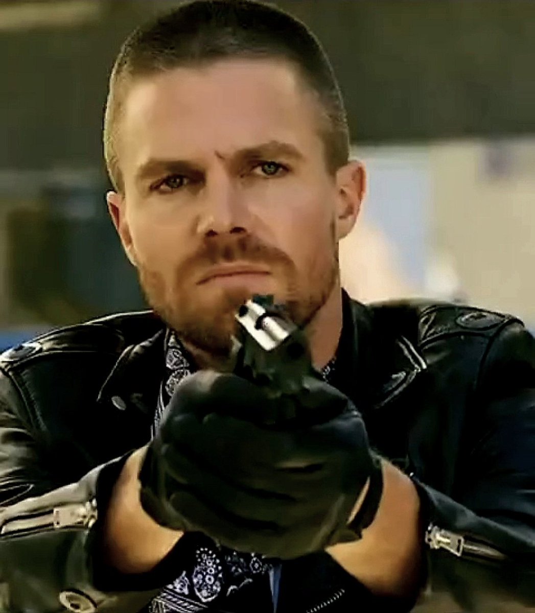 marabrazil2's tweet image. Oliver
#StephenAmell 
#Arrow 
#Elseworlds 
...