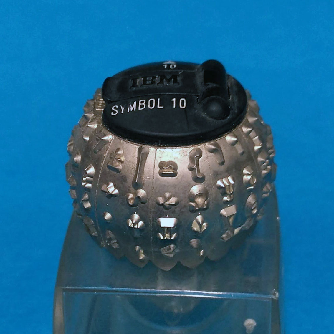 SYMBOL 10 tweet media