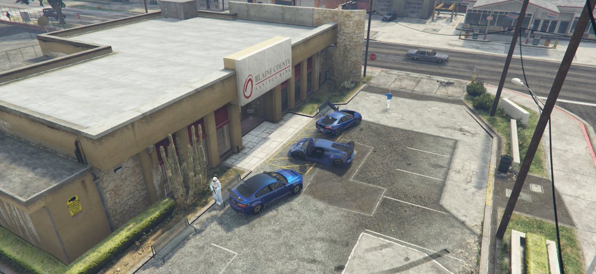 GlorixTown tweet media