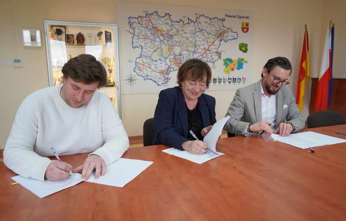 Sebastian Dunin tweet media