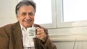 ayalgamar's tweet photo. Hoy es el cumpleaños de #Luis Landero. ¡Felicidades, maestro! https://t.co/6oRrgPQ8b1