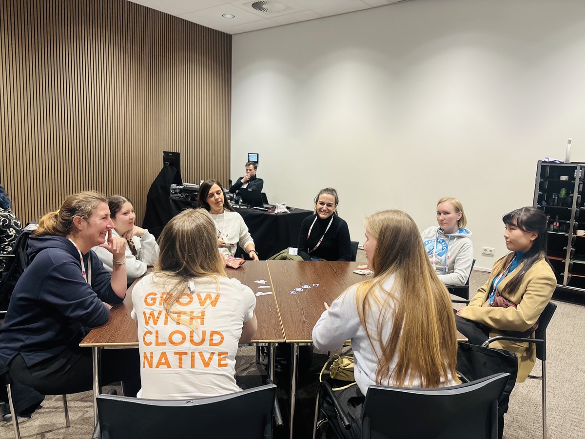 Women in Cloud Native tweet media