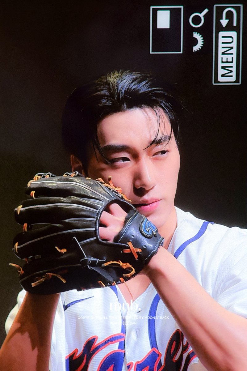 moon n' back tweet media