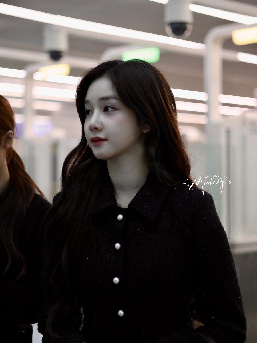 ฟาริด้า tweet media