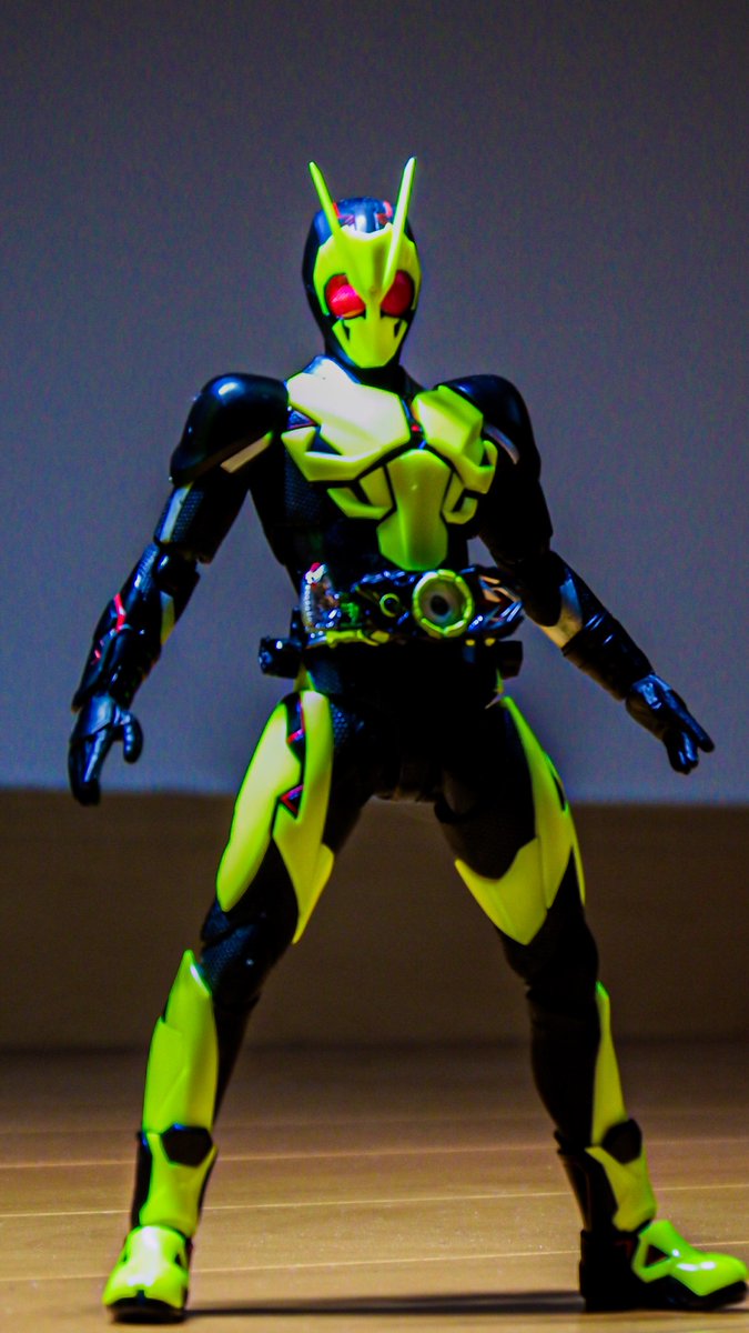 右利き@ tweet media