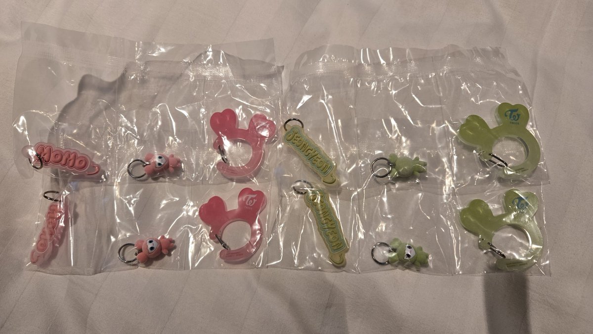 取引アカウント tweet media