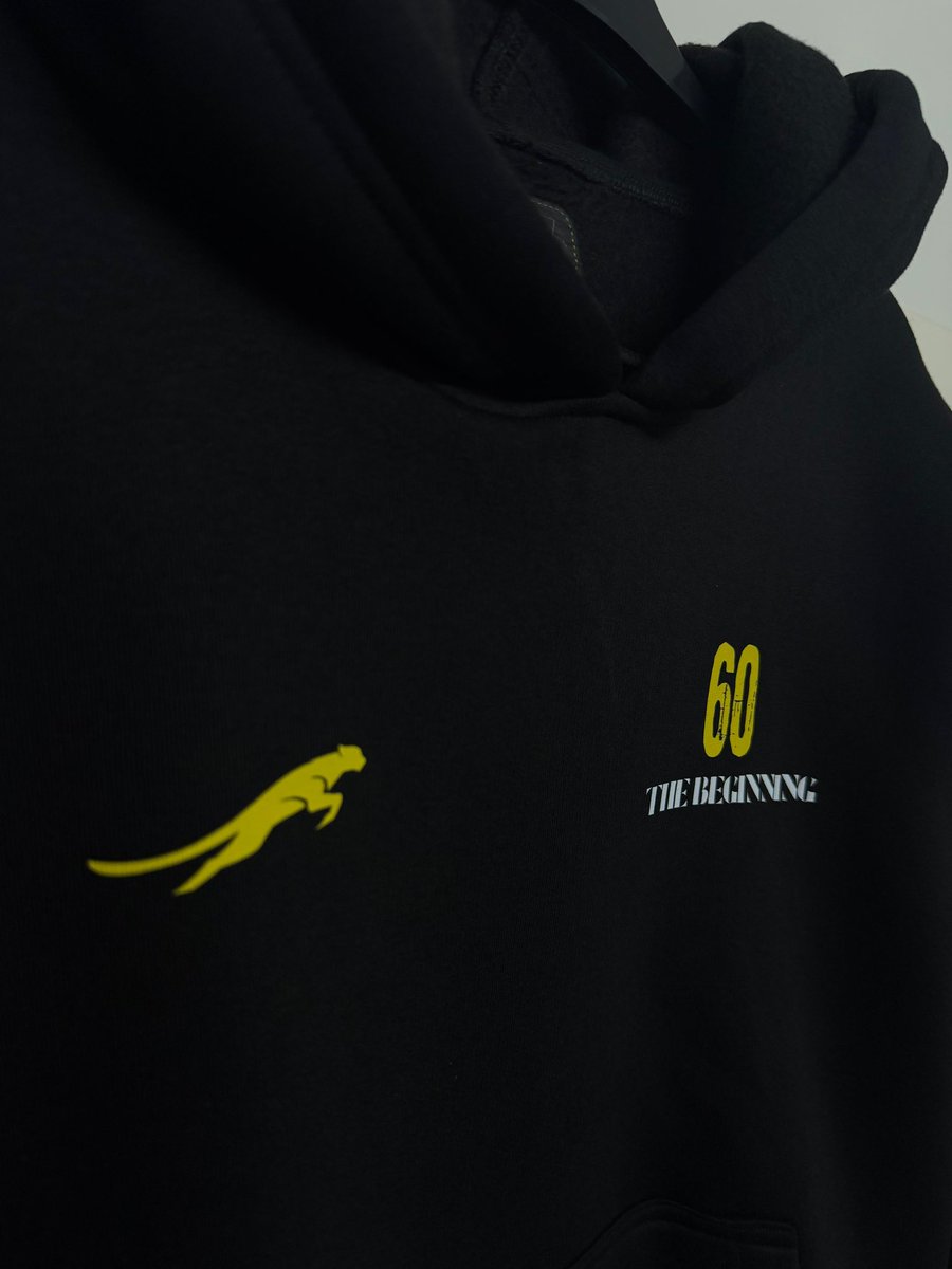 HUNTER STORE tweet media