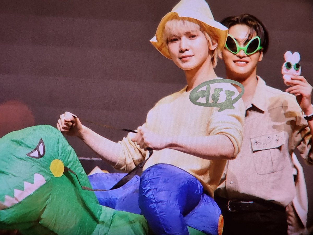 여토로~ tweet media