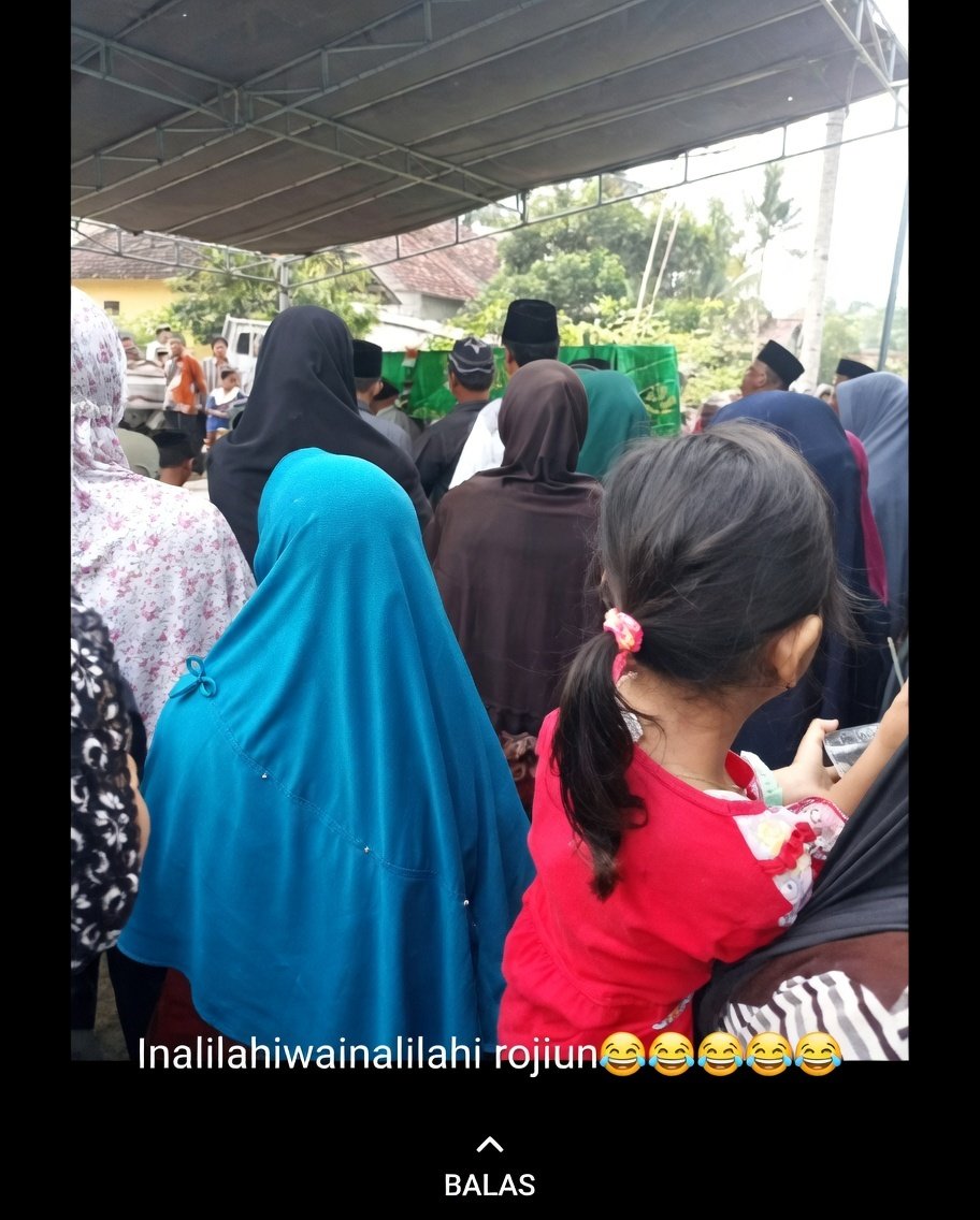 KOS (komunitas orang sinting ) tweet media
