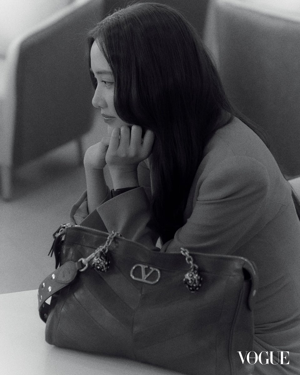 freengogo's tweet photo. #OneDayWithFreen
#VogueTHxFreen
#srchafreen‌ https://t.co/3SKKroePKf