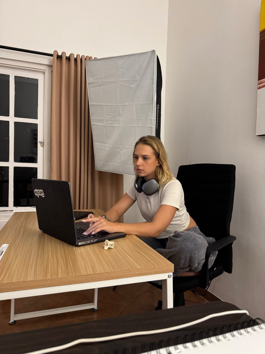 Andreea Diac tweet media