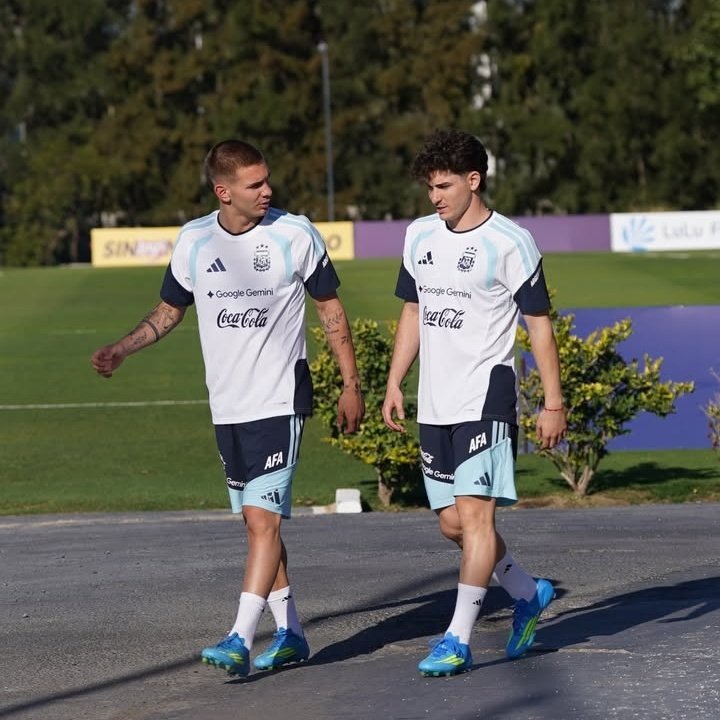 Archives Julian tweet media