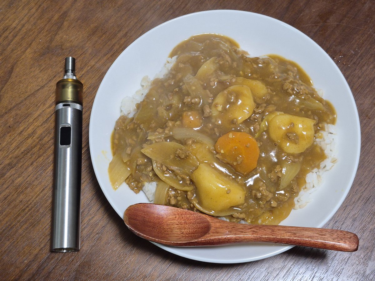 わこ@ベイプ男 tweet media