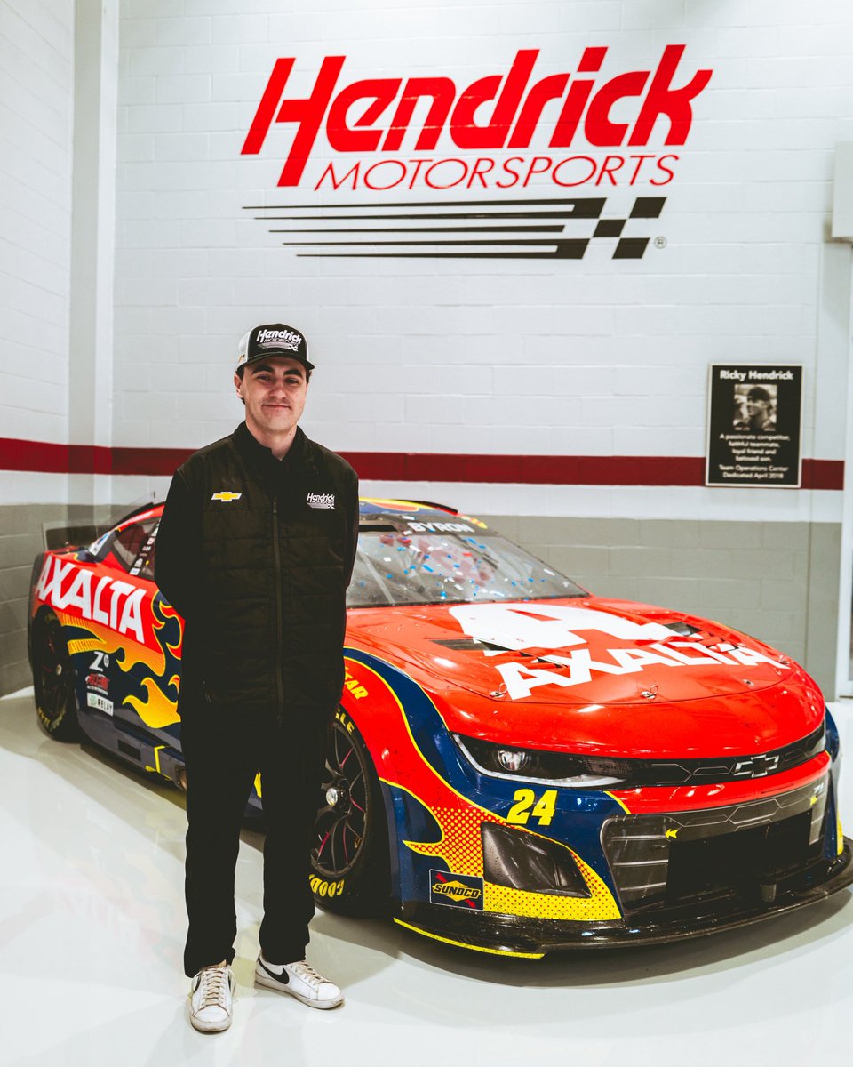 packjepper's tweet photo. Beyond stoked to announce that I recently started my position with Hendrick Motorsports as a Content Creator!

So thankful to @LaurenADowney and @__JNICE__ for this opportunity!

Unbelievably excited to tell stories for one of the most storied and iconic brands in all of sports! https://t.co/1Xjj4fvBGX