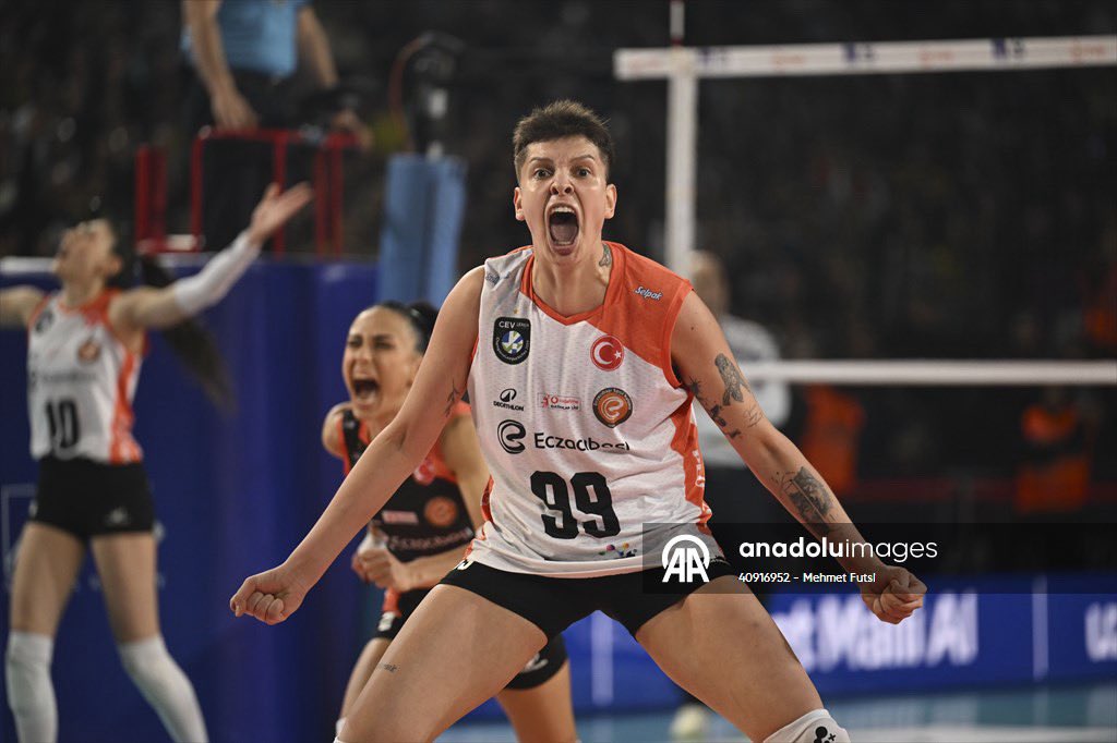 ebrar karakurt archive tweet media