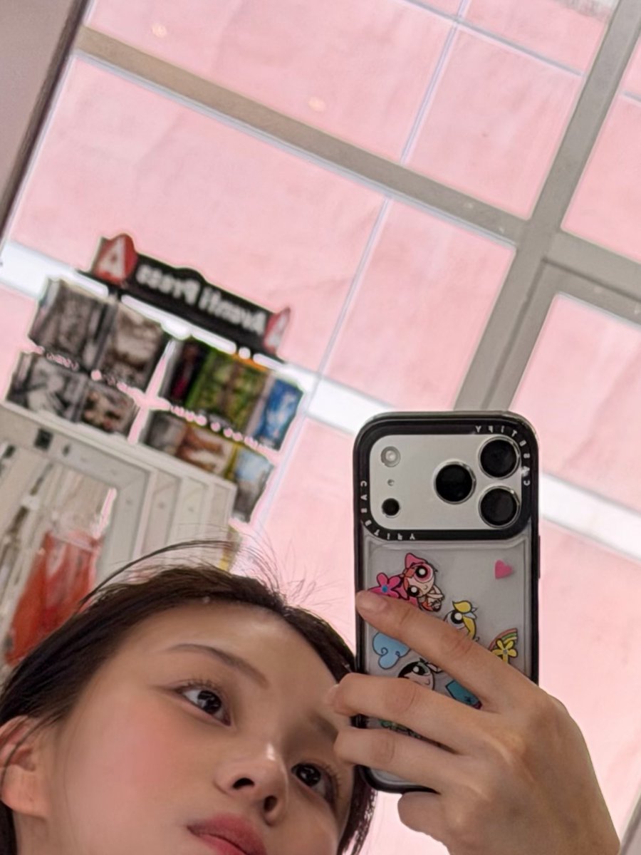 다은ෆ tweet media