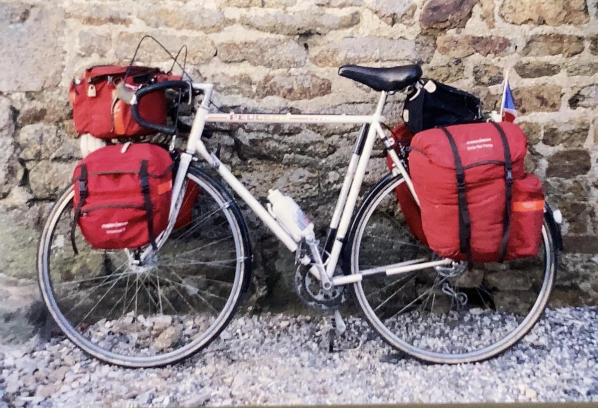 Artist Cyclist ๐ด๐ท tweet media