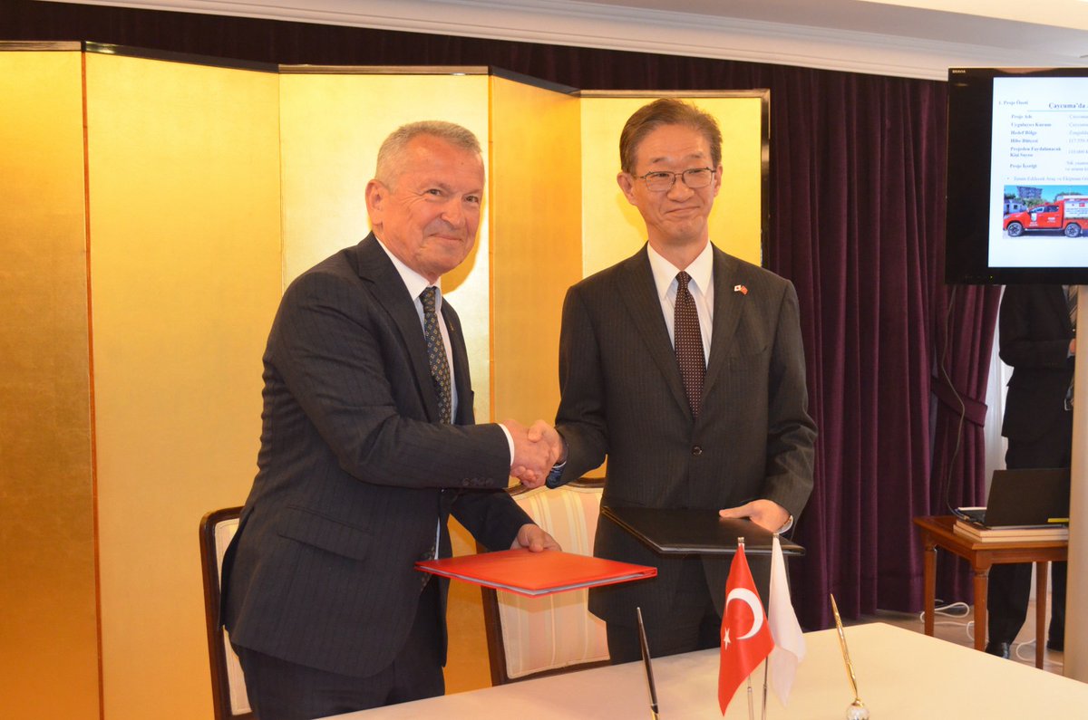 Diplomatic Observer tweet media