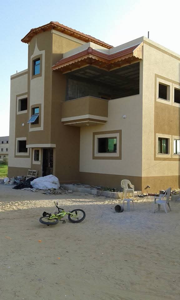 majdy_mutlak2's tweet photo. Hi, I’m Majdy, 17 years old from Gaza. My family and I live in a fragile tent after losing our home. We urgently need support. Please consider donating or sharing our GoFundMe link. Thank you 🙏https://t.co/TDi8XAhwao https://t.co/RwZeJB2rsp