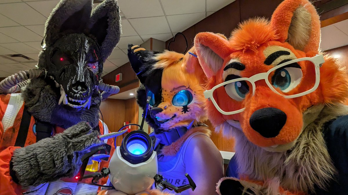 corvin_lo_'s tweet photo. I'm looking for the opportunity to join Aperture Science as a test subject, am I smart enough for this position?
(Does anyone know who they are? I wanna follow them!)
#Portal #ApertureScience #FurnalEquinox https://t.co/8h1DUWkg8z