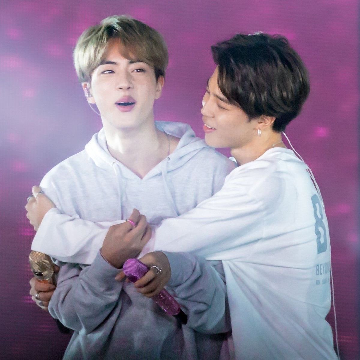 𝘫 𝘮 𝘵 tweet media