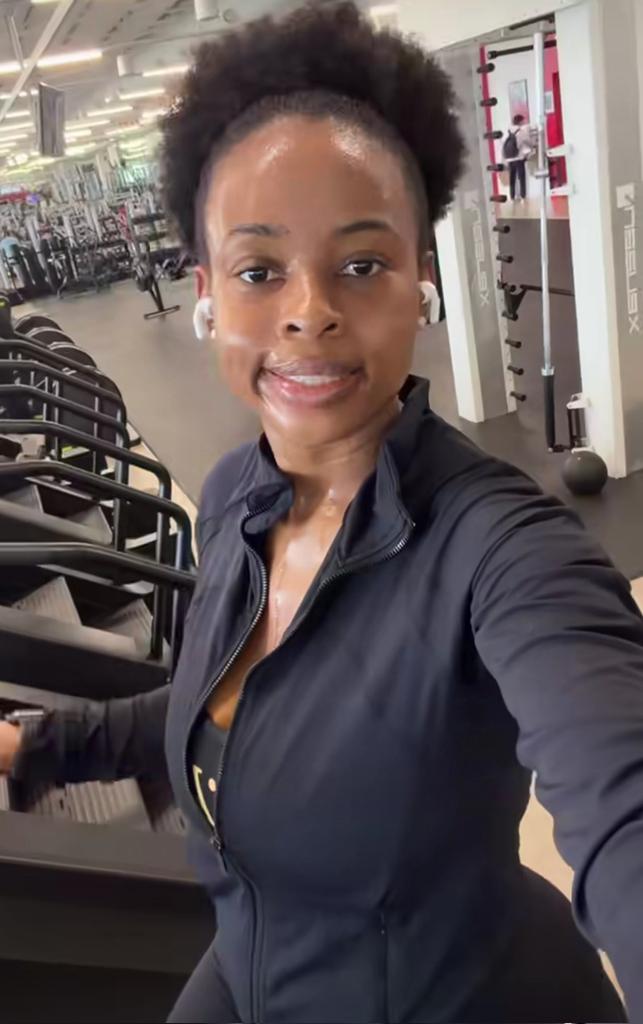 sinovuyomondliwa tweet media