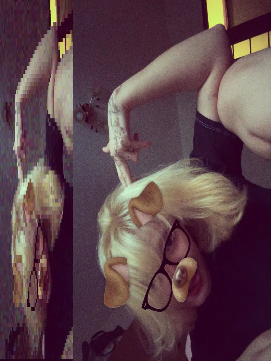 макинамичка tweet media