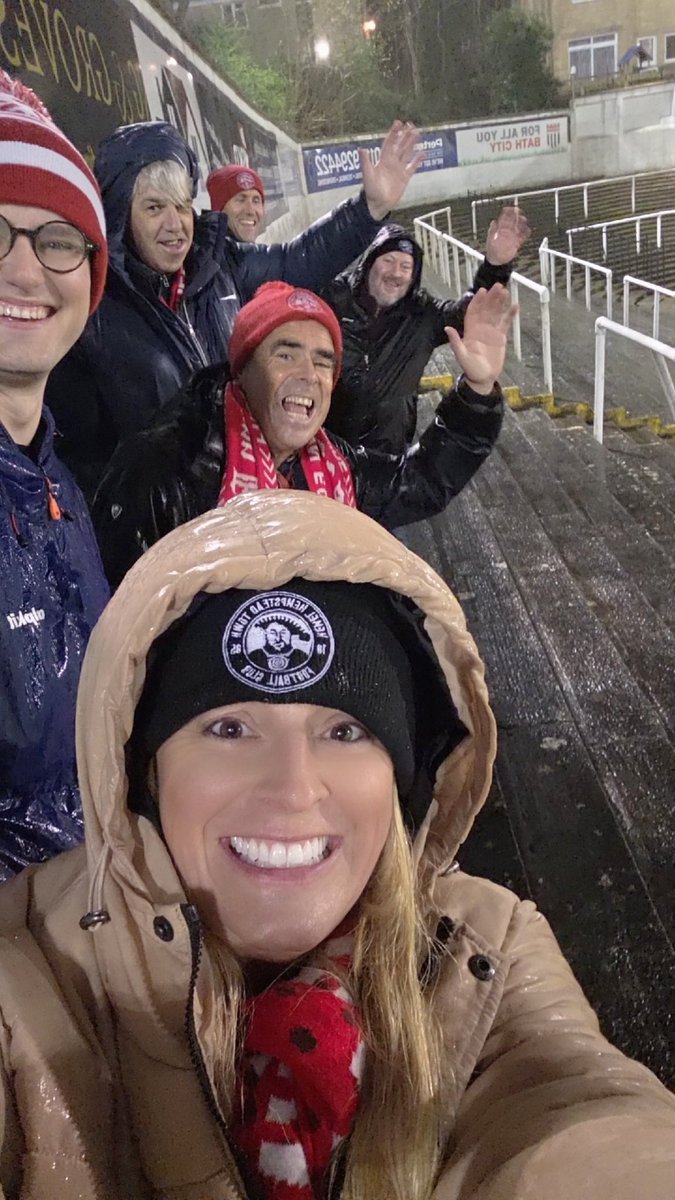 Waterbabe tweet media