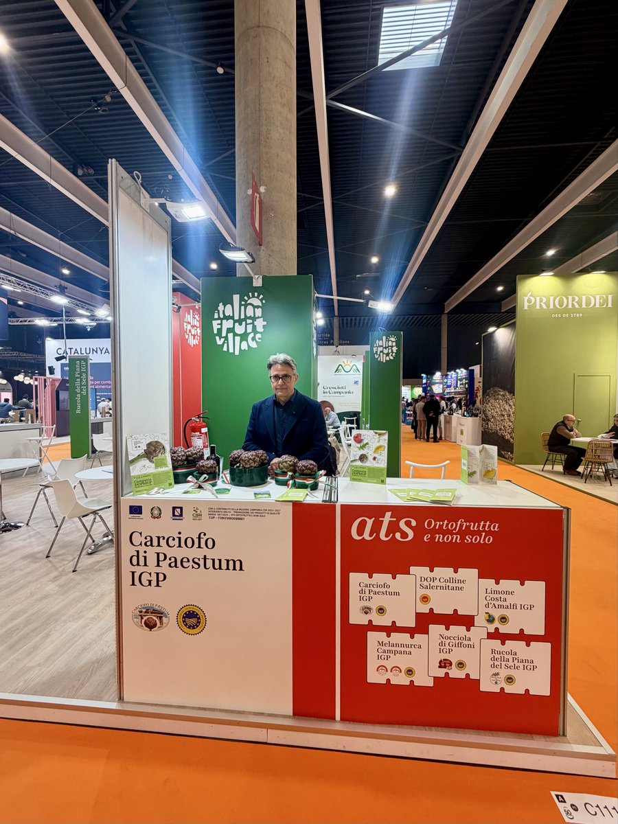 CarciofoIGP's tweet photo. Il Carciofo di Paestum IGP presente ad Alimentaria Barcelona 2026 nell’ambito dell’ Italian Fruit Village, con il progetto Campania Dop&amp;Igp– Ortofrutta e non solo, che vede la presenza congiunta dei Consorzi di tutela per la valorizzazione di sei eccellenze certificate UE. https://t.co/d6Pd6zGpBk