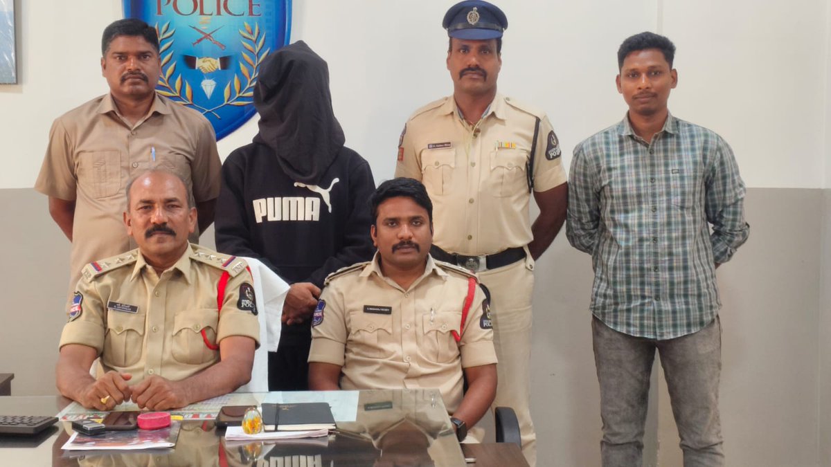 Hyderabad City Police tweet media