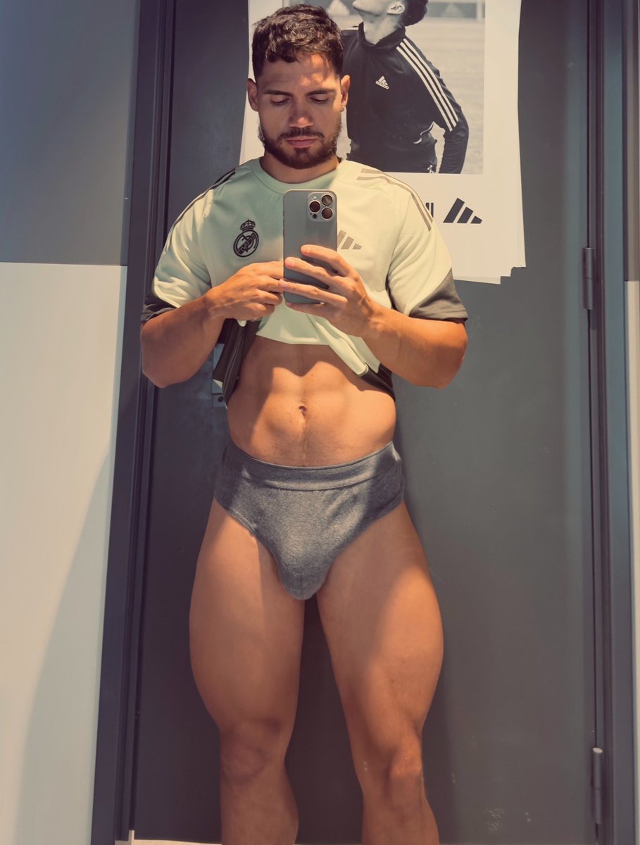 MachoxMacho tweet media