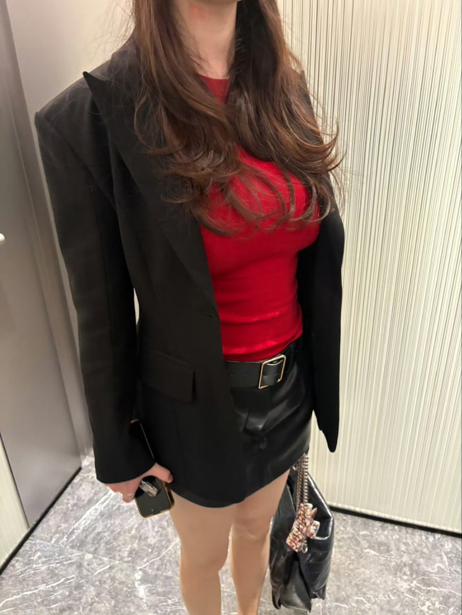 我和太太陈脂虎 tweet media