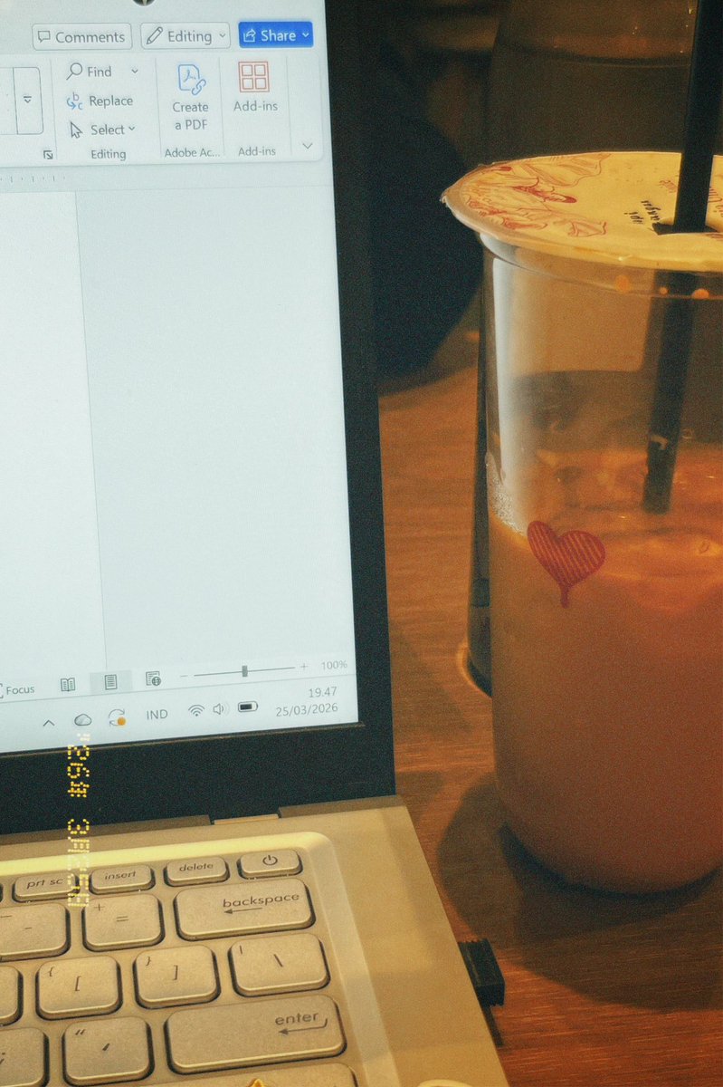 rAya bebek 🍎 tweet media