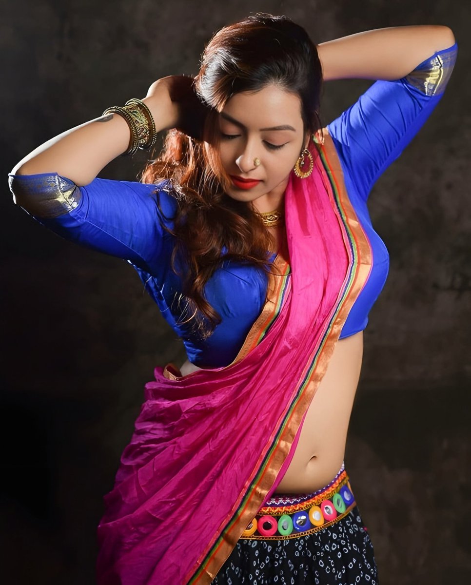Hornywife36's tweet photo. Arms raised, pallu draped just enough to tease, and this thick desi housewife is feeling every bit of the heat in her tight blue blouse 😈
Soft belly out, heavy tits pushing against the fabric, gold bangles clinking…
Imagine walking in and finding me like this. What happens next, baby? 💦
#SareeSeduction #DesiCurves #MidriffTease #CleavageHeat #NaughtyHousewife #ThickCurves #SideBoob #NavelTease #HornyWife #SareeTease #BlueBlouse #PinkPallu #NSFW #EroticConfessions #DesiSlut
