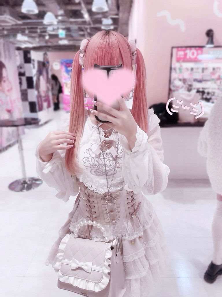 ♩ tweet media
