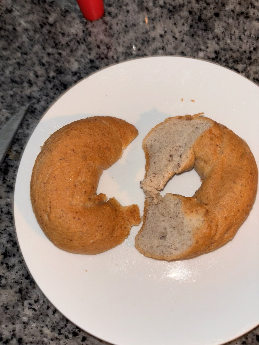 Lauryn Hills (not that one) tweet media