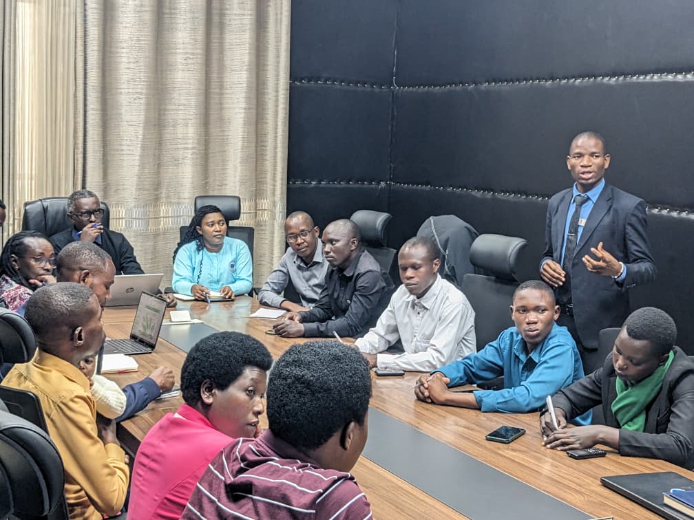 Gasore S. Foundation tweet media