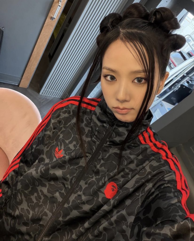 𝑱𝑱 👯‍♀️ tweet media