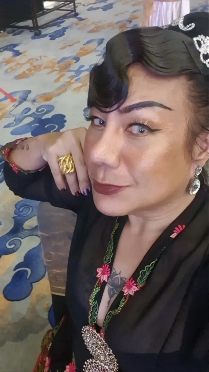 Toh Puan Ronggeng tweet media