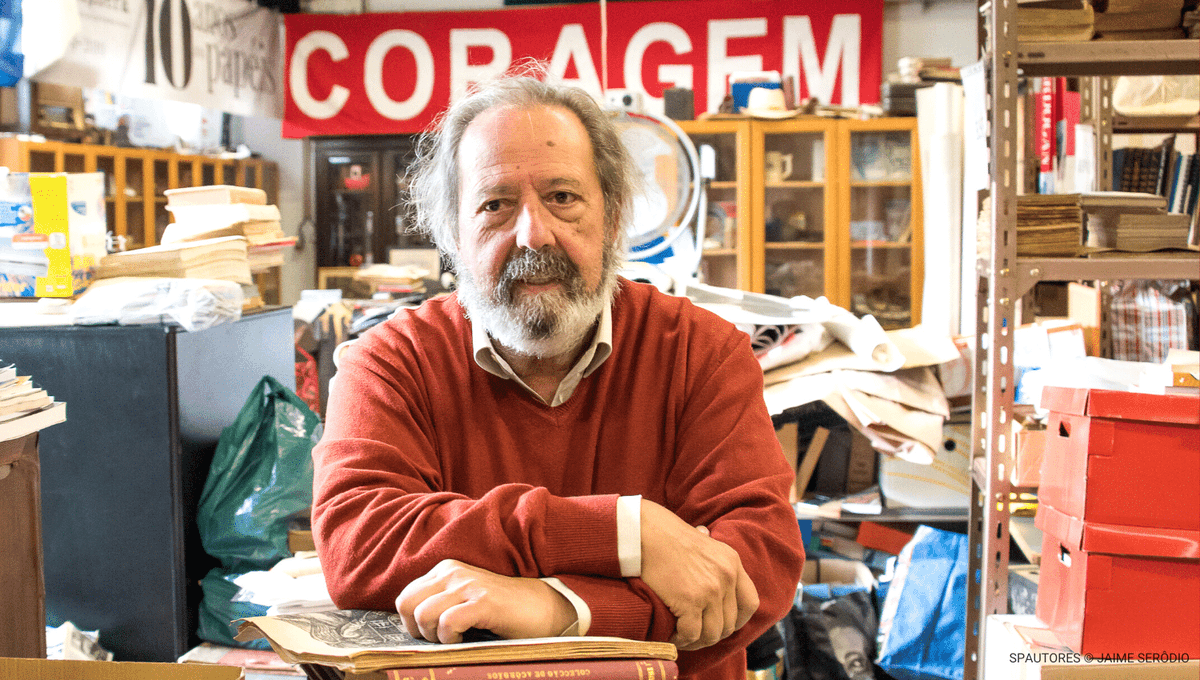 Caros Amigos
consignar 1% do IRS é contribuir para a nossa actividade de preservação da memória e do património que, de outra forma, seriam destruídos ou cairiam no esquecimento

Façam o vosso donativo à Associação Cultural Ephemera, com o NIF 514429755.

José Pacheco Pereira