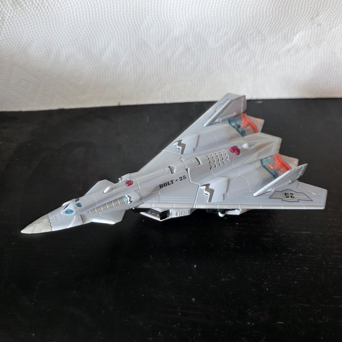 Logans TFs tweet media