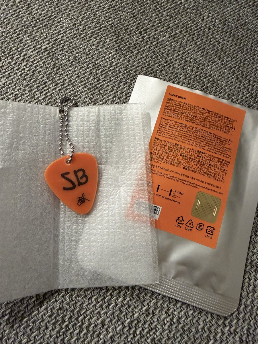 おこげ tweet media