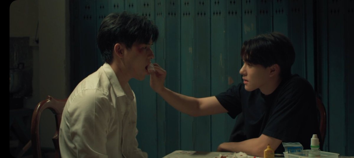 マロー tweet media