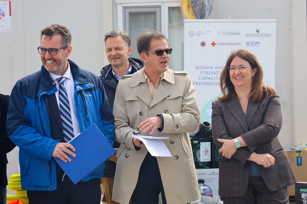 Italy in Bosnia and Herzegovina tweet media