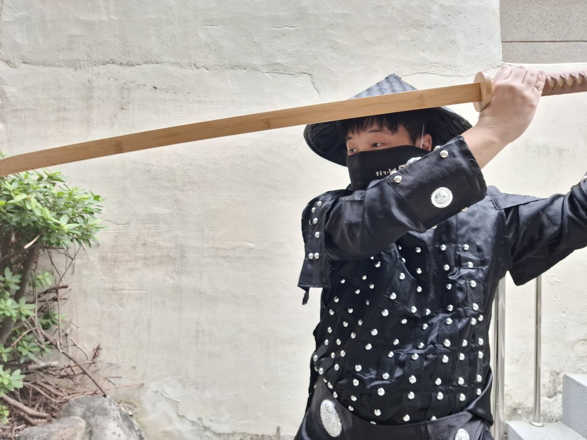 Doggo🎭 | 코스프레하는 부산강아지🐶 tweet media